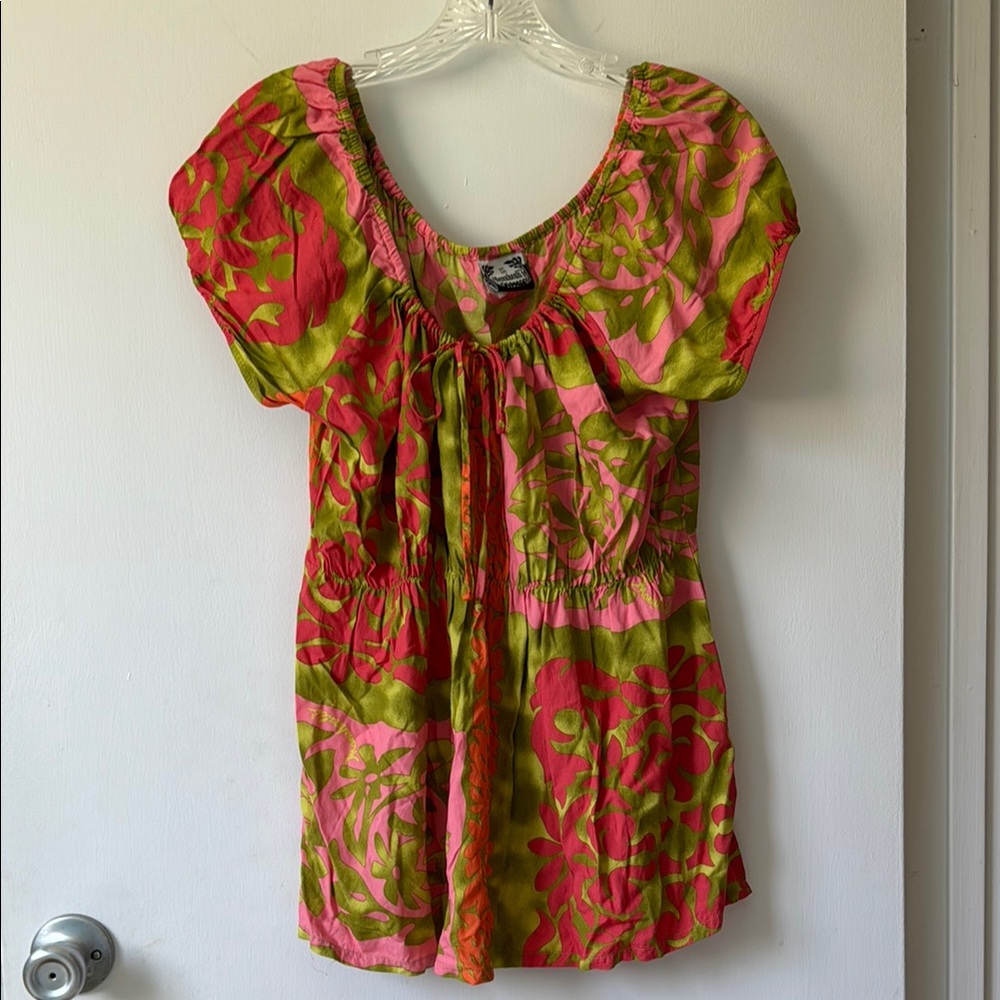 Manuhealii Blouse